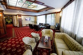 Hotel Golden House