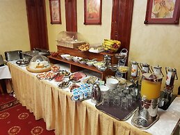 Hotel Golden House