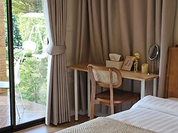 Charming Home Resort