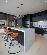 Selong Selo Resort and Residences