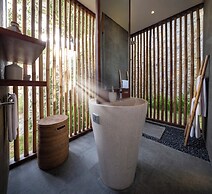 Selong Selo Resort and Residences