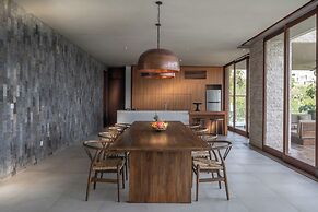 Selong Selo Resort and Residences