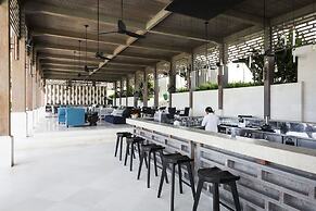 Selong Selo Resort and Residences