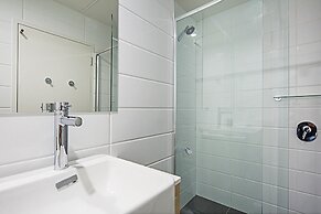 Mantra MacArthur Canberra