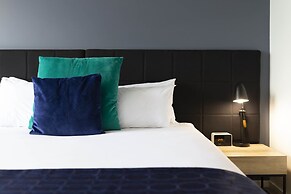 Mantra MacArthur Canberra