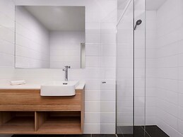 Mantra MacArthur Canberra