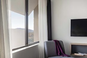 Mantra MacArthur Canberra