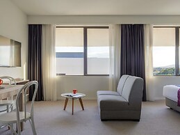 Mantra MacArthur Canberra