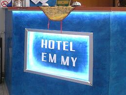 Emmy Hotel