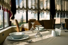 Urofiz Termal Hotel