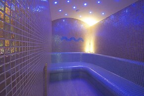 Holiday Home & SPA