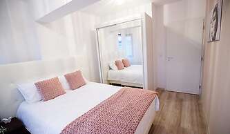 Metropolitan Iassium Luxury Suites