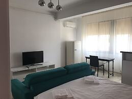 Metropolitan Iassium Luxury Suites