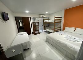Piratas Do Morro Pousada - Hostel