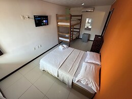 Piratas Do Morro Pousada - Hostel