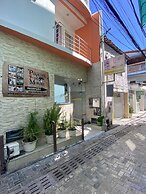 Piratas Do Morro Pousada - Hostel