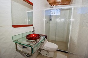 Piratas Do Morro Pousada - Hostel