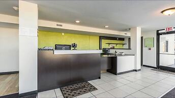 Studio 6 Indianapolis, IN