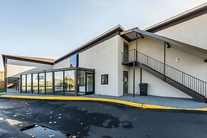 Studio 6 Indianapolis, IN