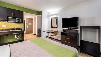 Studio 6 Indianapolis, IN