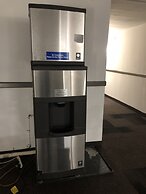 Studio 6 Indianapolis, IN