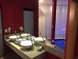 Motel Happy Night - Adults only