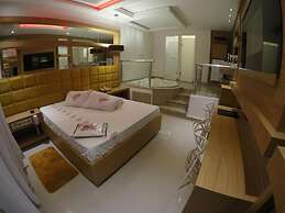 Motel Happy Night - Adults only