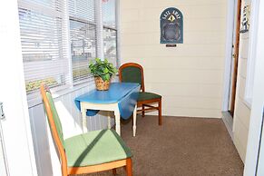 Little Miss Cottages