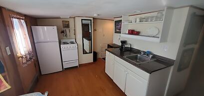 Little Miss Cottages