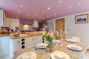 Beach Breeze Cottage