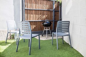 Beach Breeze Cottage