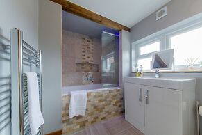 Beach Breeze Cottage