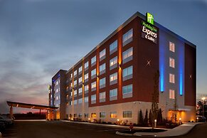 Holiday Inn Express & Suites-Cincinnati North - Liberty Way by IHG