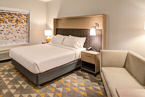 Holiday Inn Hotel & Suites Houston West - Katy Mills by IHG