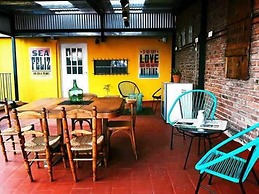 LOPEZ Hostel & Suites