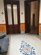 LOPEZ Hostel & Suites