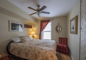 6 Bed Blue Mountain Cottage with Hot Tub 102