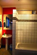 Snowshoe Pete's Mountain Retreat