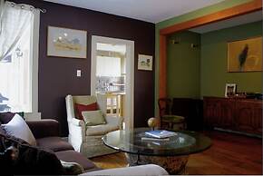 Snowshoe Pete's Mountain Retreat