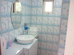 Maneemudjalin Resorts Farm Stay