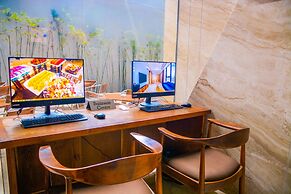 Maple Hotel & Apartment