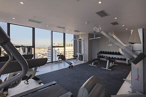 Maple Hotel & Apartment