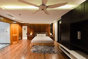 Maple Hotel & Apartment