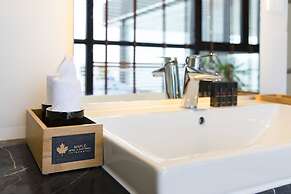 Maple Hotel & Apartment