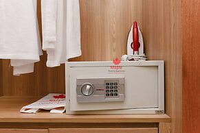 Maple Hotel & Apartment