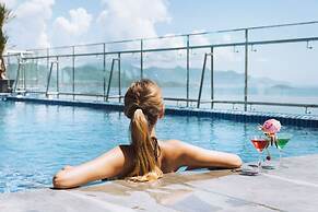 Maple Hotel & Apartment