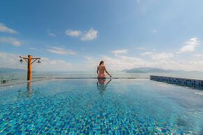 Maple Hotel & Apartment