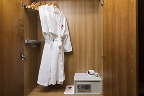 Maple Hotel & Apartment