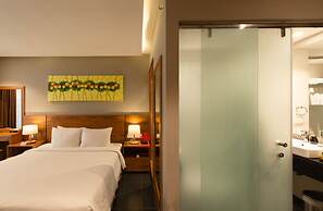 Maple Hotel & Apartment