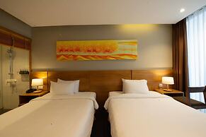 Maple Hotel & Apartment